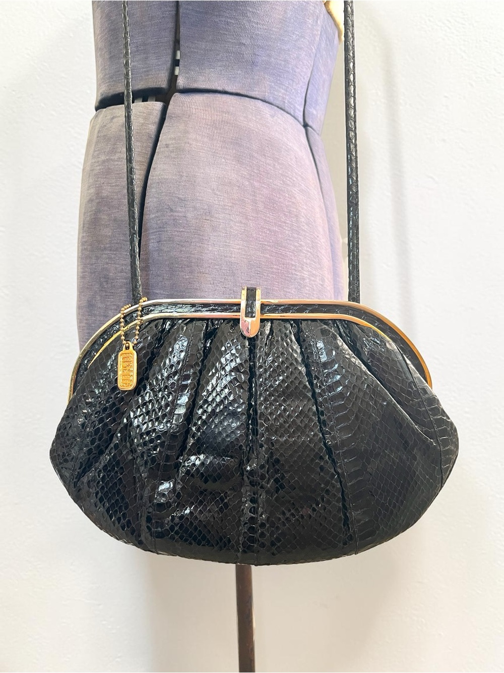 Vintage 70s/80s Black Glossy Snakeskin Convertible Clutch Purse Lisette